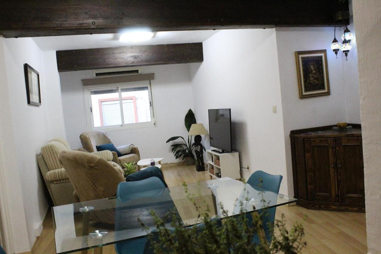 Al Pie Del Camarin Con Parking Gratis Apartman Jaén Kültér fotó