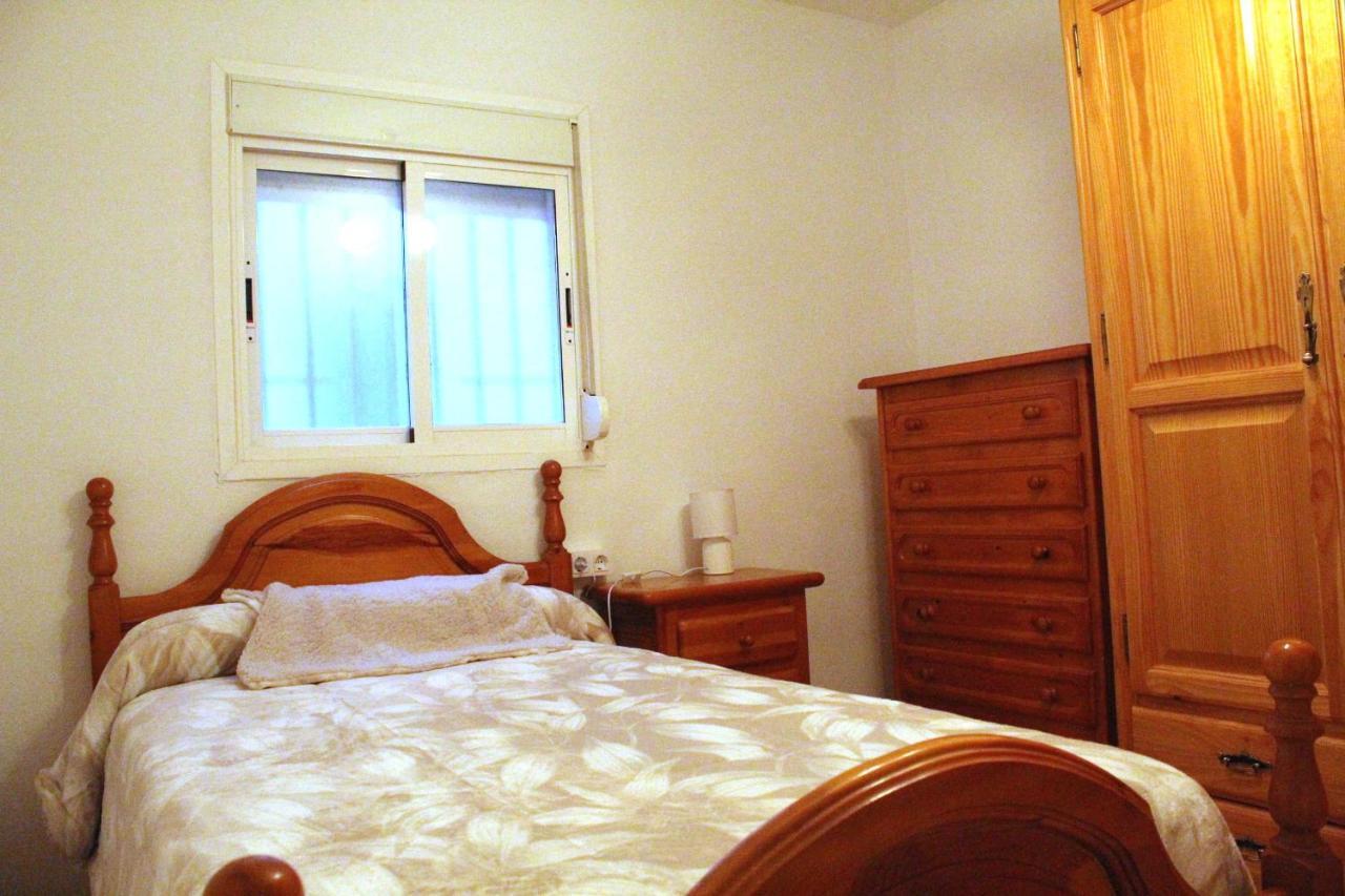 Al Pie Del Camarin Con Parking Gratis Apartman Jaén Kültér fotó